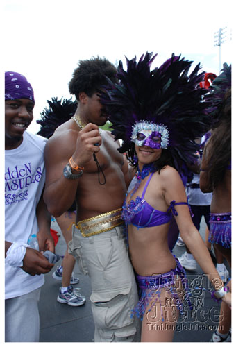 broward_carnival_2007_pt2-007