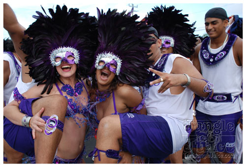 broward_carnival_2007_pt2-008