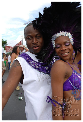 broward_carnival_2007_pt2-013