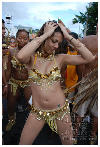 broward_carnival_2007_pt2-018