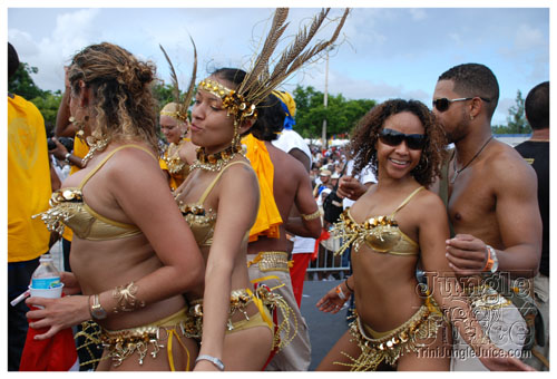 broward_carnival_2007_pt2-021