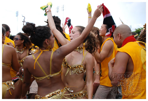 broward_carnival_2007_pt2-025