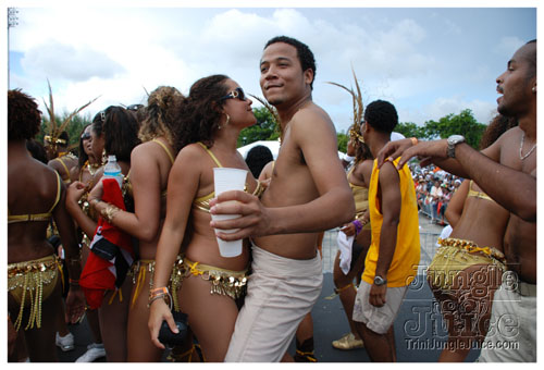 broward_carnival_2007_pt2-026