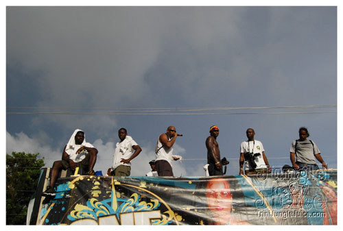 broward_carnival_2007_pt2-078