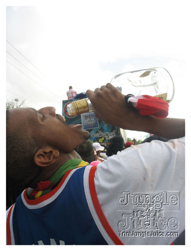 broward_carnival_2007_pt2-111