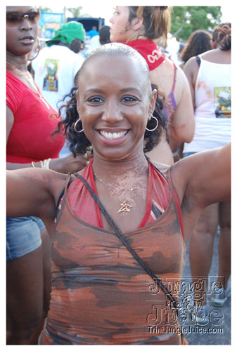 broward_carnival_2007_pt2-130