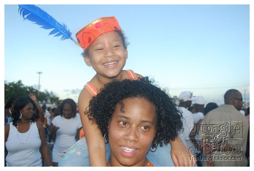 broward_carnival_2007_pt2-140
