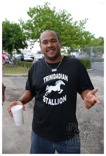 broward_carnival_2007_pt2-144