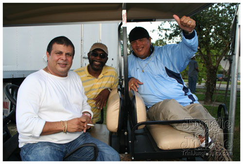 broward_carnival_2007_pt2-157