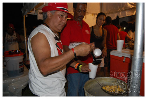 broward_carnival_2007_pt2-176