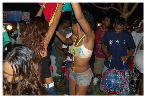broward_carnival_2007_pt2-192