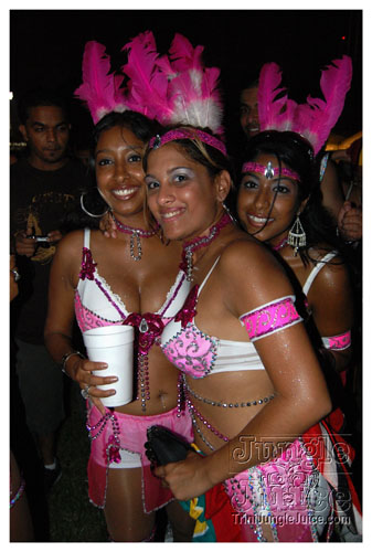 broward_carnival_2007_pt2-193