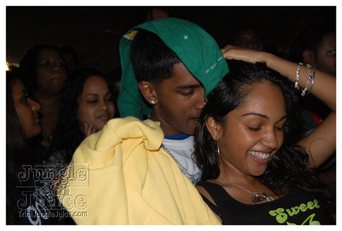broward_carnival_2007_pt2-195