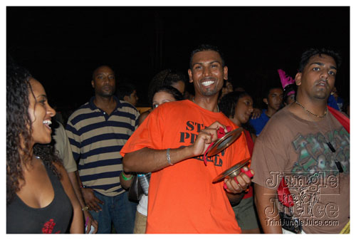 broward_carnival_2007_pt2-203