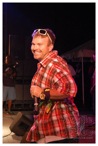 broward_carnival_2007_pt2-214