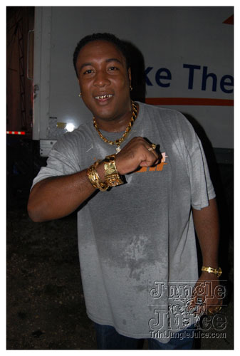broward_carnival_2007_pt2-223