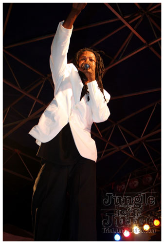 broward_carnival_2007_pt2-229