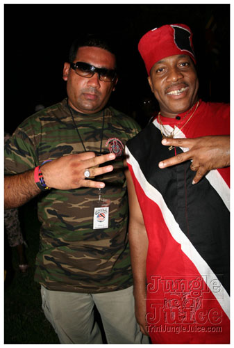 broward_carnival_2007_pt2-241