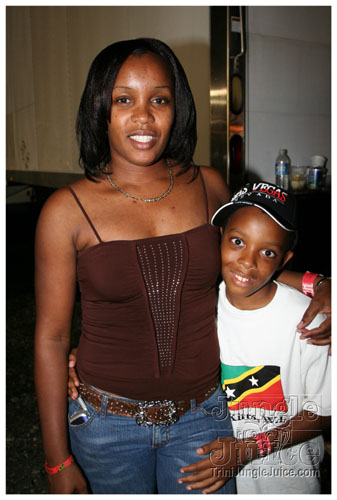 broward_carnival_2007_pt2-254