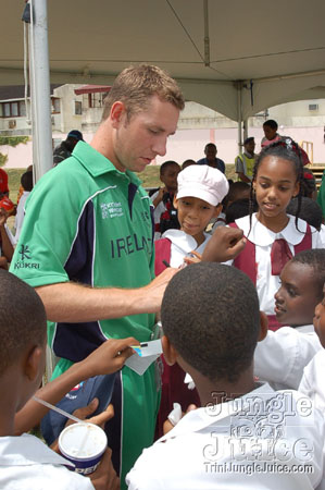 canada_vs_ireland_warmup-18