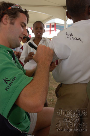 canada_vs_ireland_warmup-31