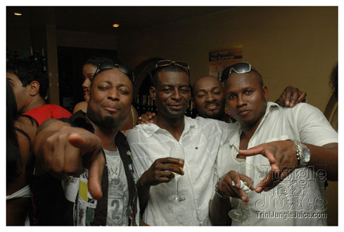 carnival_collision_2007-040