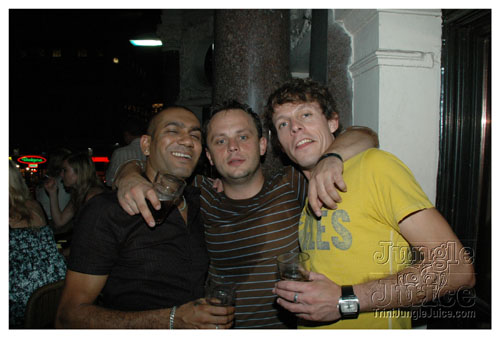 carnival_collision_2007-075