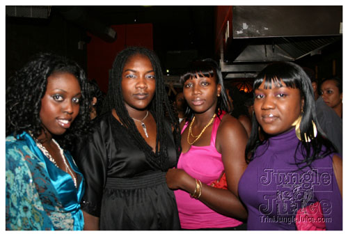 christmas_kiss_2007-029