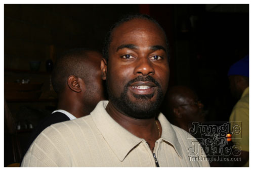 christmas_kiss_2007-051