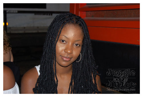 carnival_in_yuh_backyard_4-024