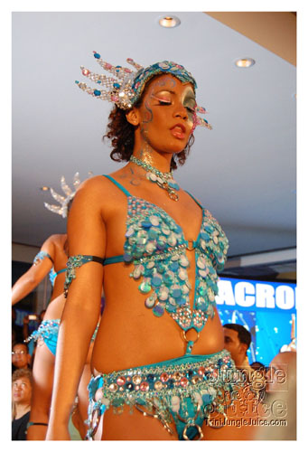 cnz_bandlaunch_2007-060