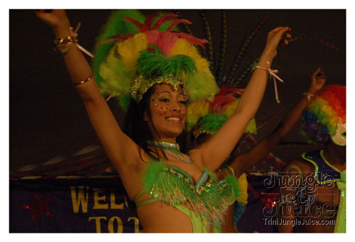 cnz_bandlaunch_2007-075