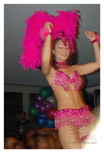 cnz_bandlaunch_2007-084