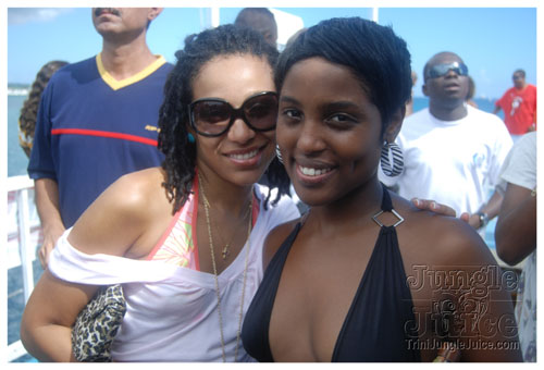 booze_cruise_2007-002