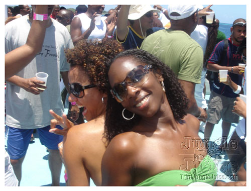 booze_cruise_2007-005
