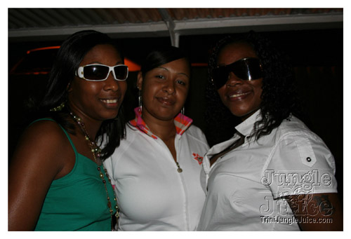 darkers_on_the_water-024