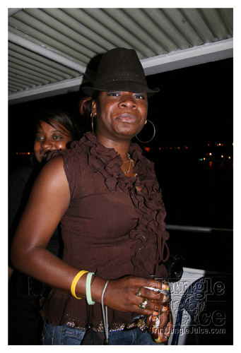 darkers_on_the_water-054