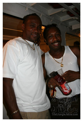 darkers_on_the_water-076