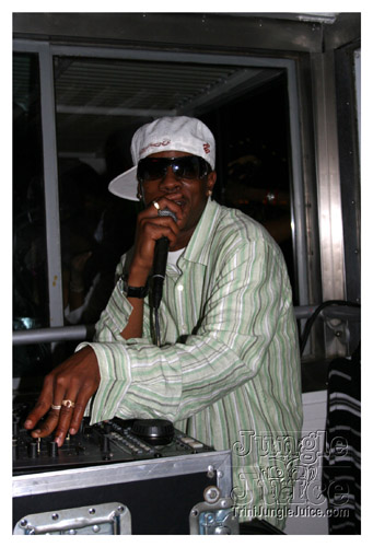 darkers_on_the_water-091