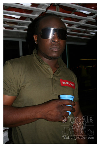 darkers_on_the_water-094