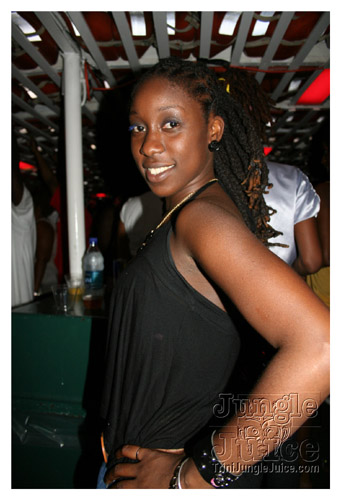 darkers_on_the_water-095