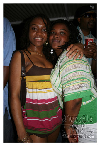 darkers_on_the_water-102