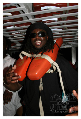 darkers_on_the_water-115