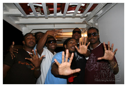 darkers_on_the_water-122