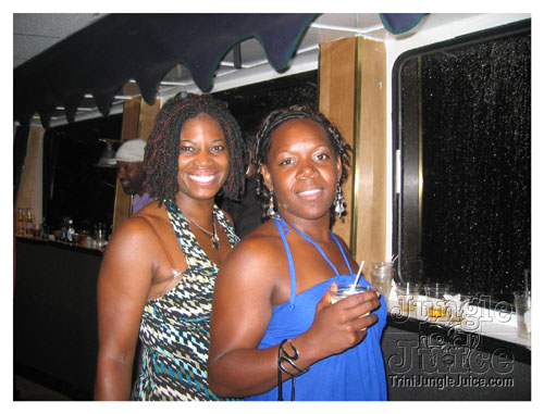 de_four_of_us_boatride-017