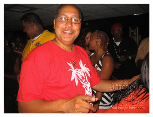 de_four_of_us_boatride-019