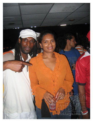 de_four_of_us_boatride-027