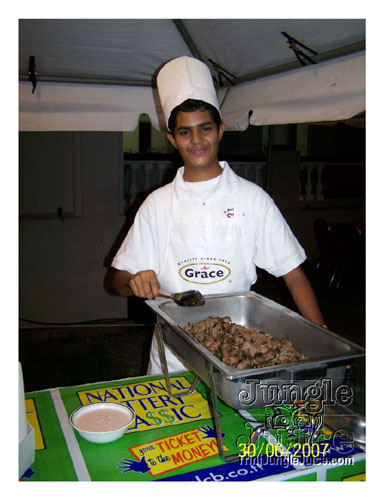 dining_with_the_saints-008