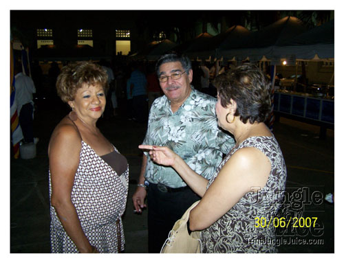 dining_with_the_saints-090