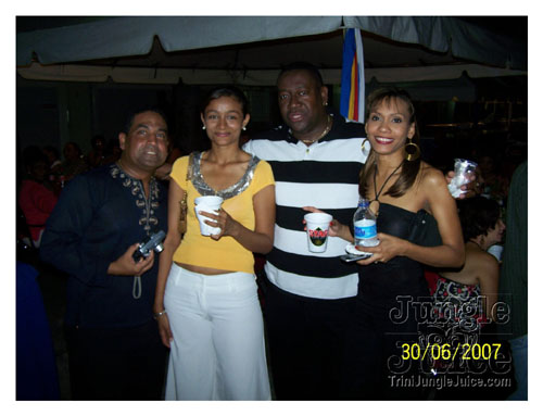 dining_with_the_saints-099